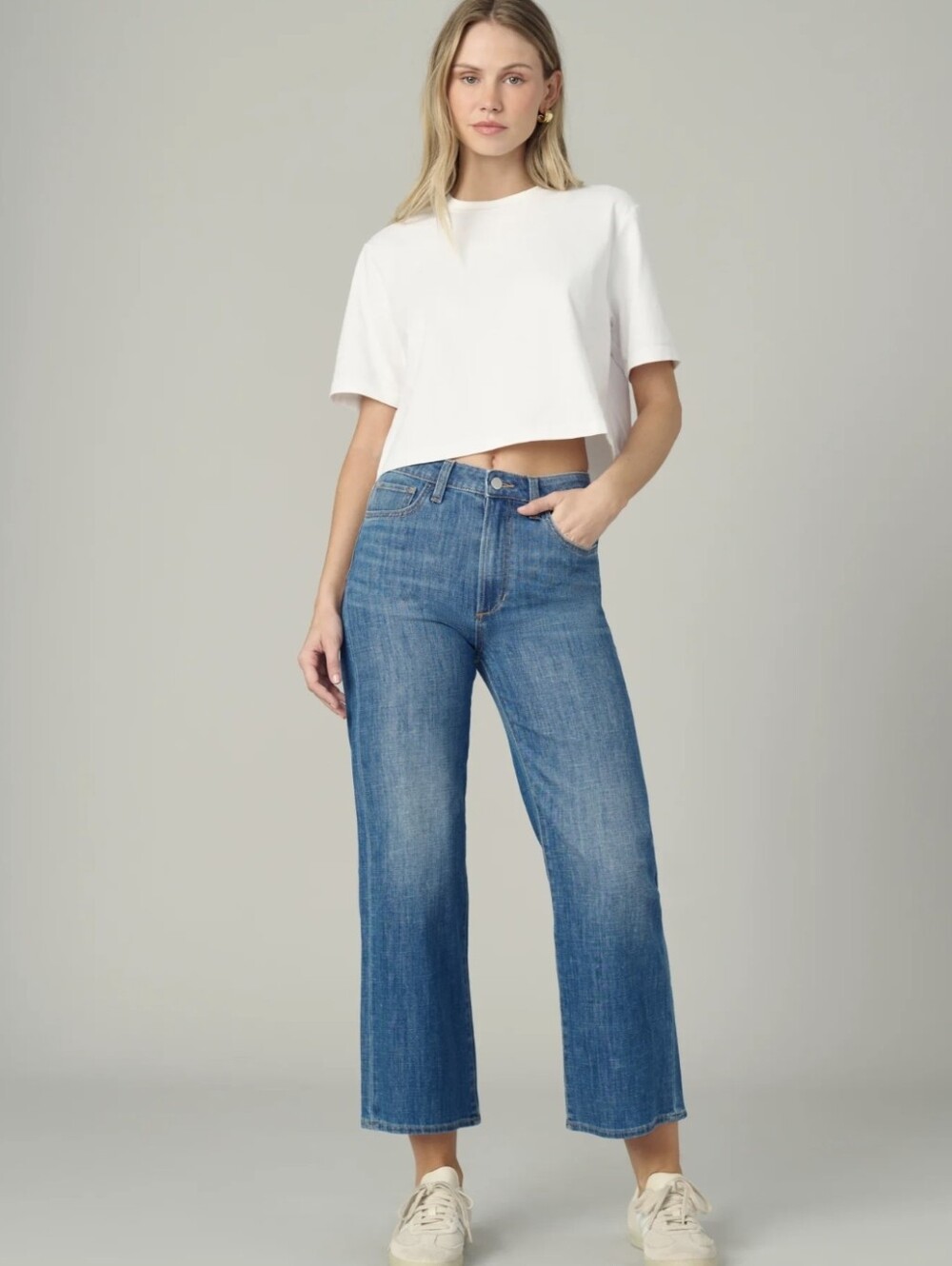 🌟 Classic High-Rise Straight Leg Jeans - BLAKE in Color: Distraction